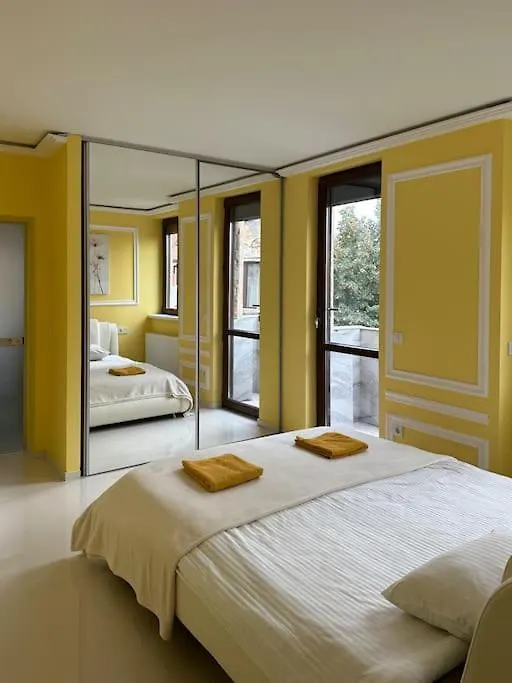 Lavinia'S Luxury Apartment Boekarest Roemenië